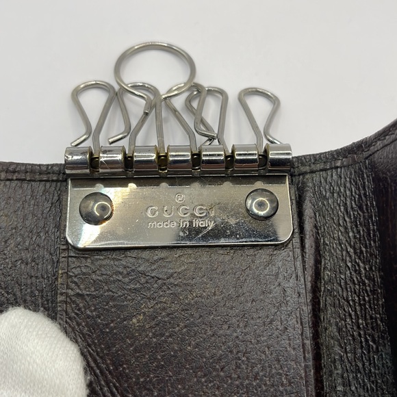 Gucci Key Holder Case G logos Unisex - Picture 10 of 16